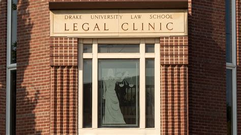 drake university law school clinics